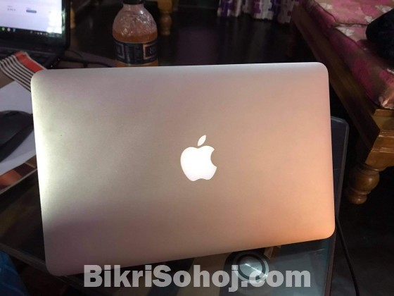 Apple macbook air 11